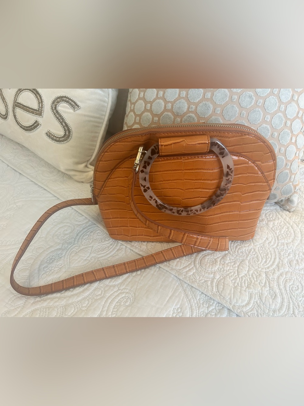 Zara Croc-Embossed Dome Crossbody Bag with Tortoiseshell Handles - Pre ❤️